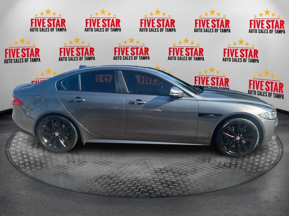 2017 Jaguar XE - Image 9 of 21