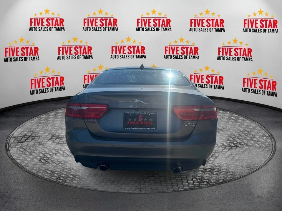 2017 Jaguar XE - Image 7 of 21