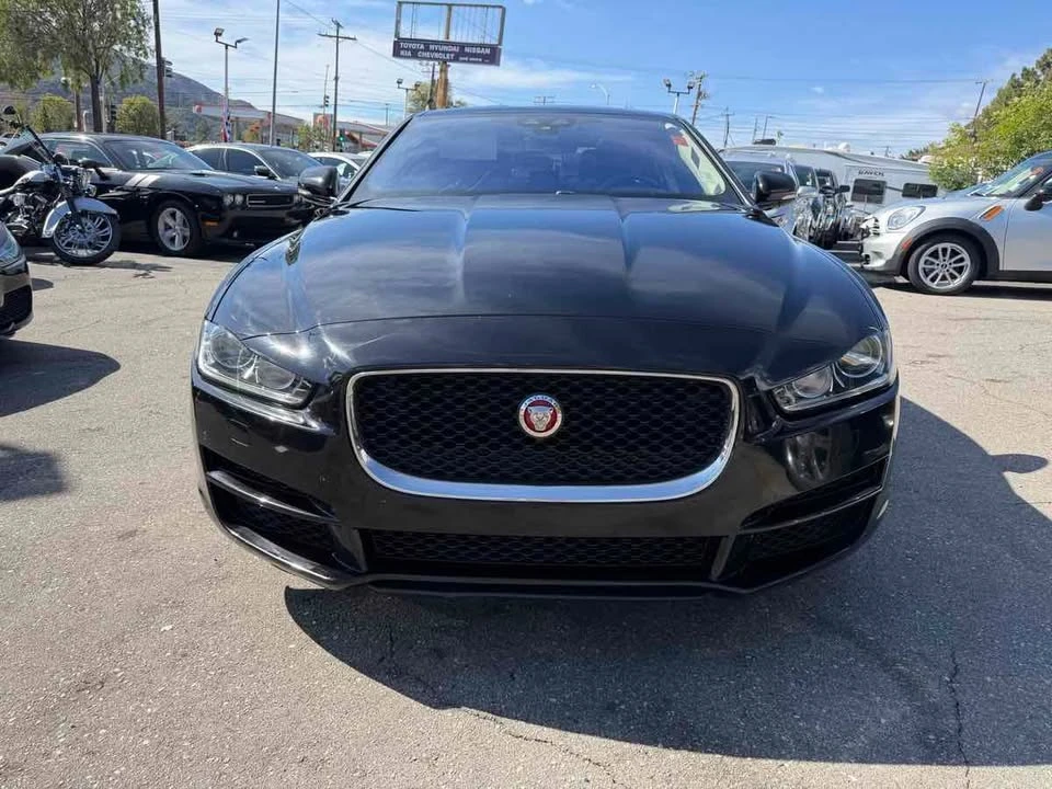 2017 Jaguar XE - Image 2 of 20
