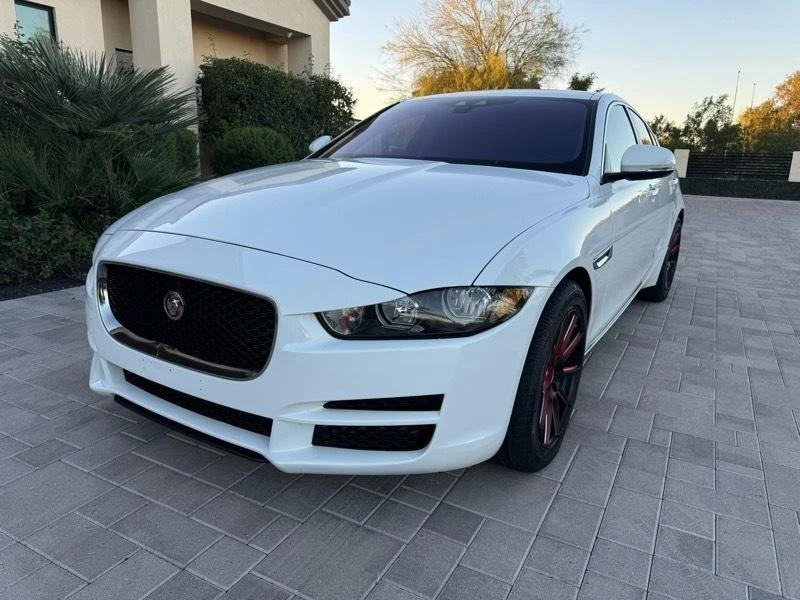 2017 Jaguar XE - Image 2 of 20