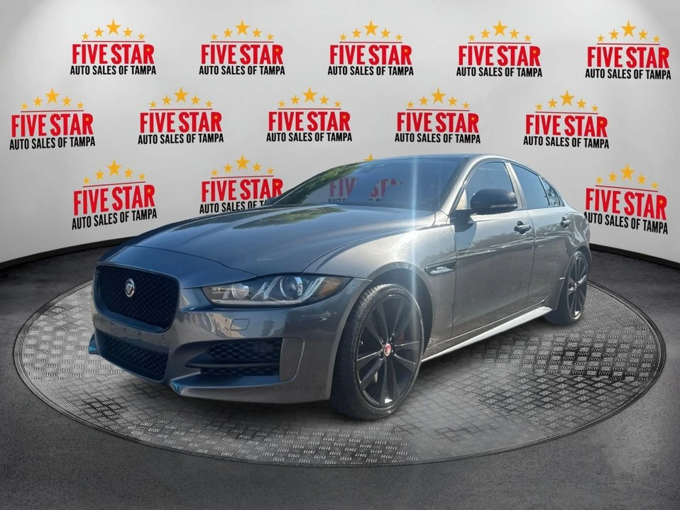 2017 Jaguar XE - Image 4 of 21