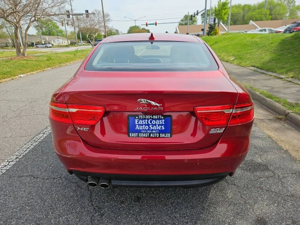 2017 Jaguar XE - Image 5 of 20