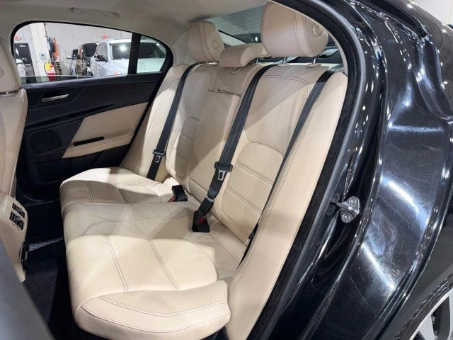 2017 Jaguar XE - Image 12 of 19