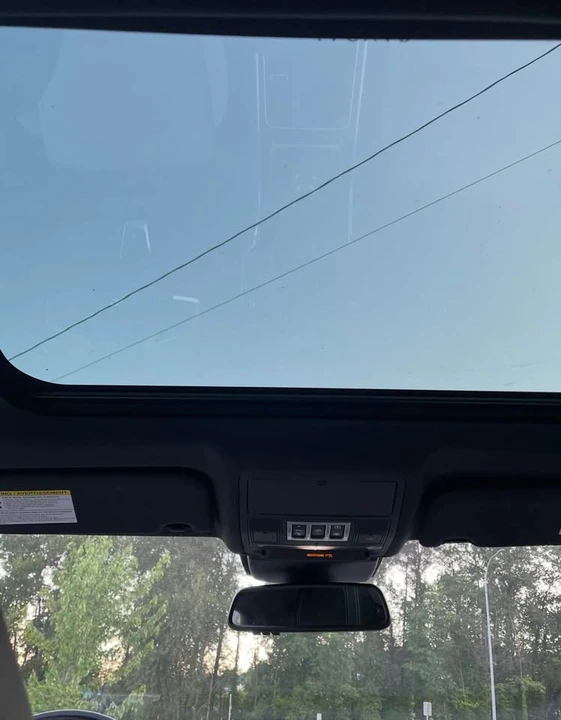 2017 Jaguar XE - Image 12 of 18