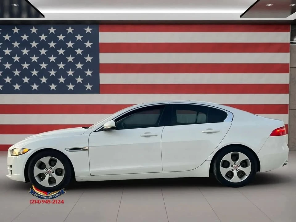 2017 Jaguar XE - Image 6 of 20