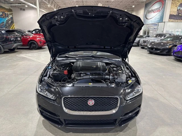 2017 Jaguar XE - Image 15 of 19