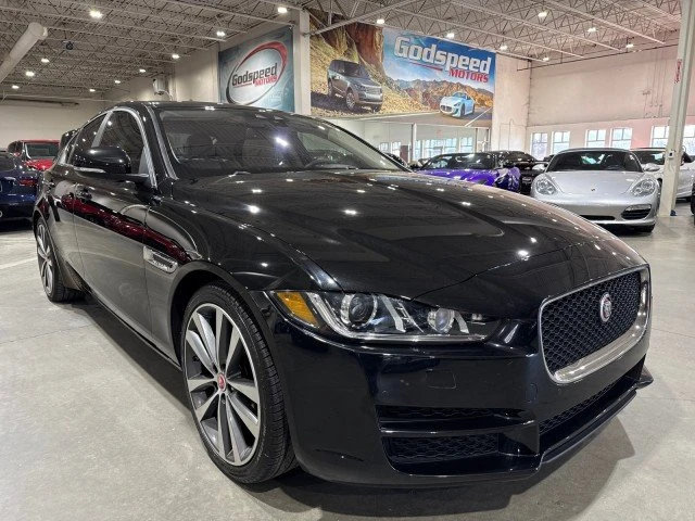 2017 Jaguar XE - Image 19 of 19