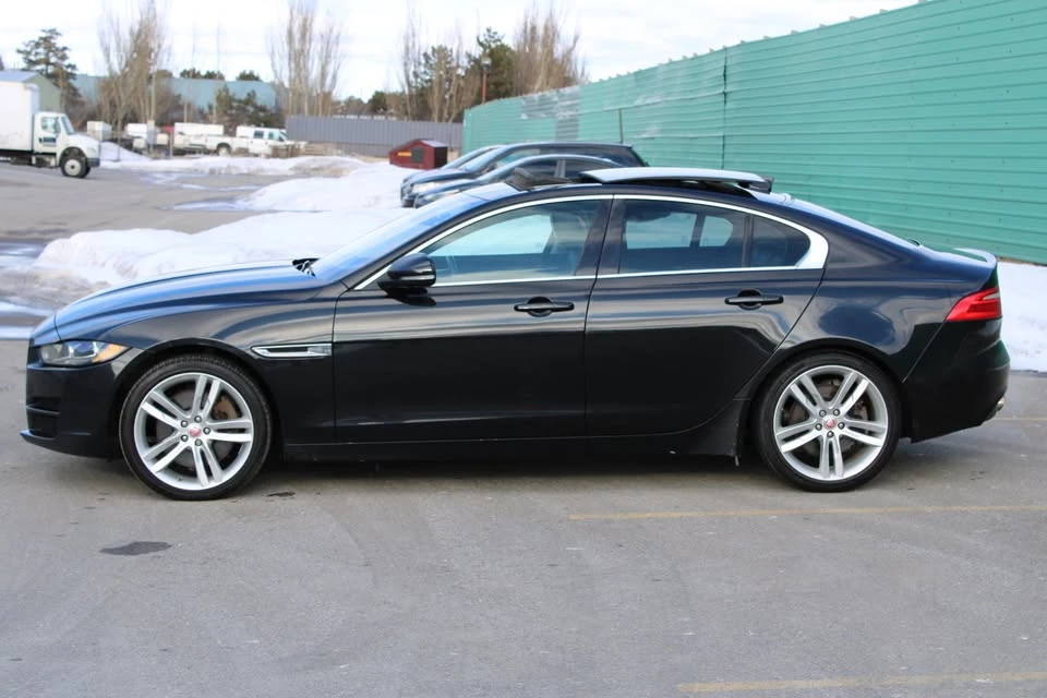 2017 Jaguar XE - Image 4 of 20