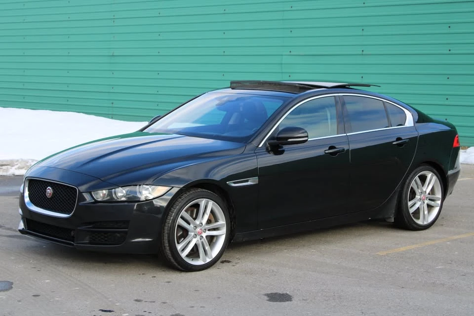 2017 Jaguar XE - Image 3 of 20