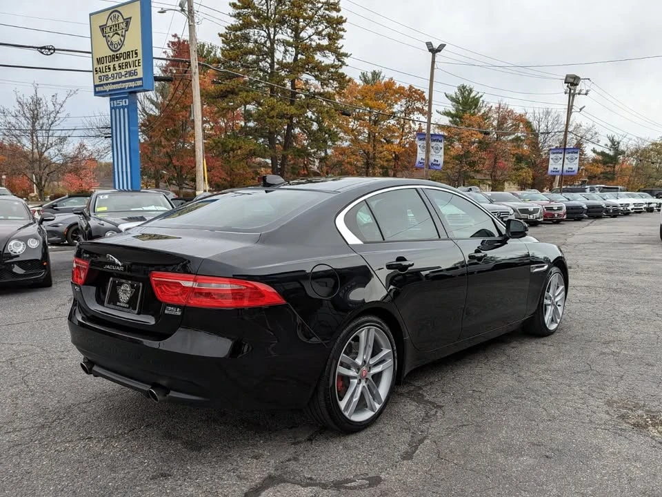 2017 Jaguar XE - Image 6 of 18