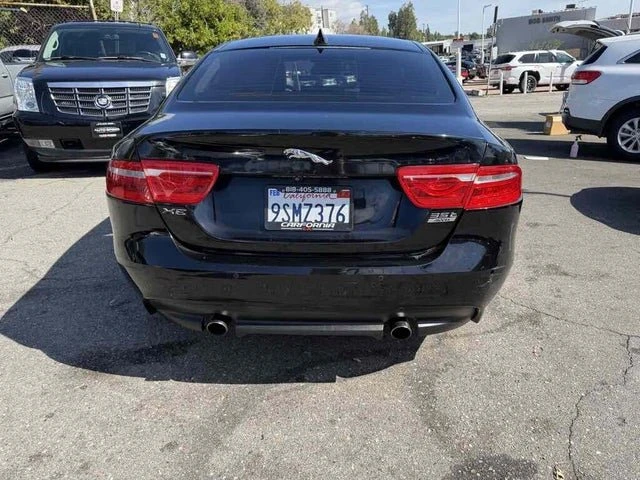 2017 Jaguar XE - Image 5 of 20