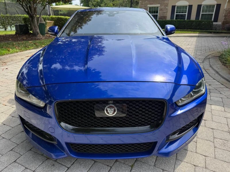 2017 Jaguar XE - Image 9 of 20
