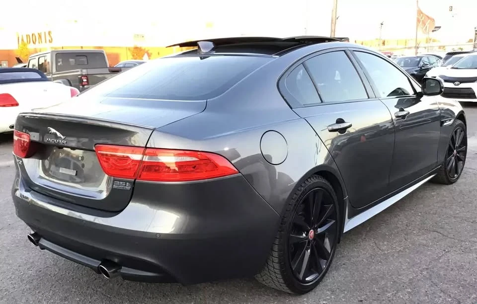 2017 Jaguar XE - Image 6 of 20