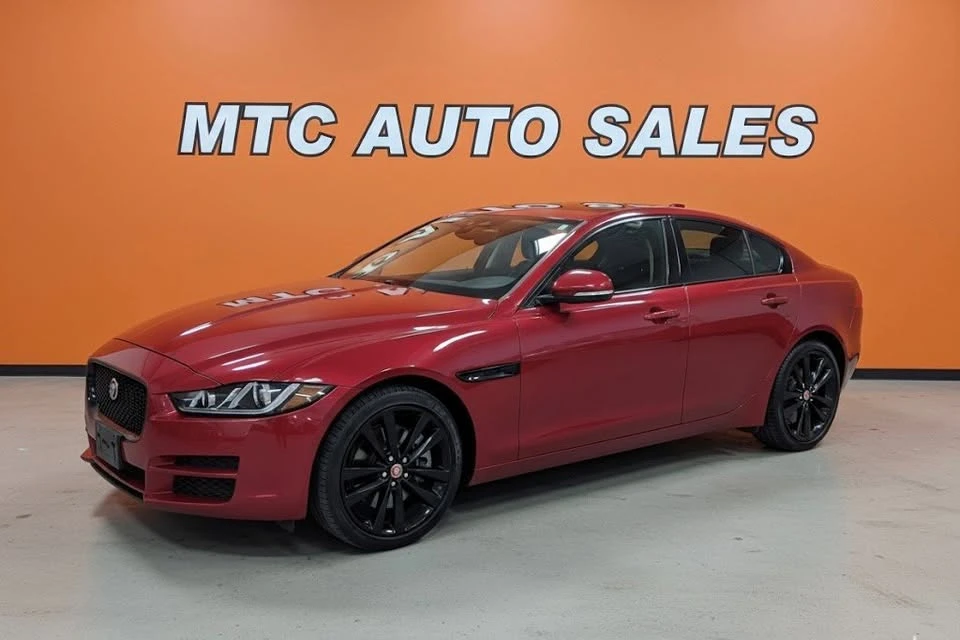 2017 Jaguar XE - Image 3 of 10