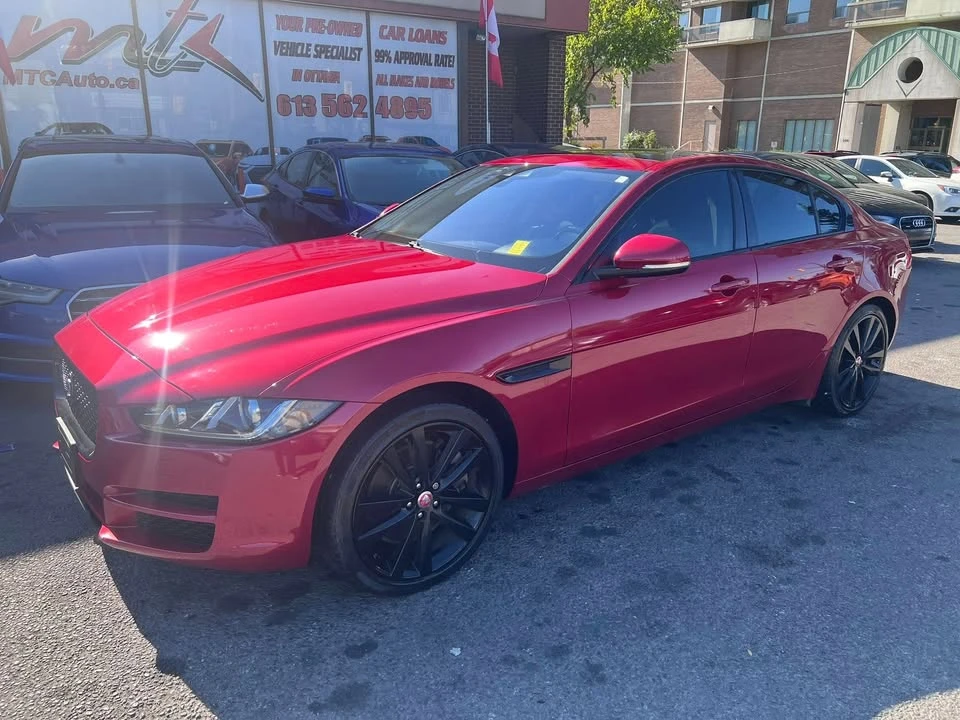 2017 Jaguar XE - Image 5 of 17
