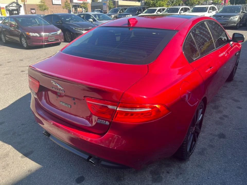 2017 Jaguar XE - Image 2 of 17