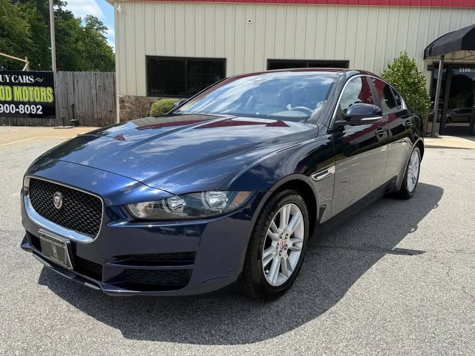 2017 Jaguar XE - Image 3 of 18