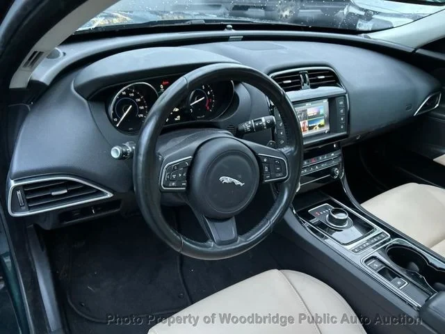 2017 Jaguar XE - Image 8 of 19