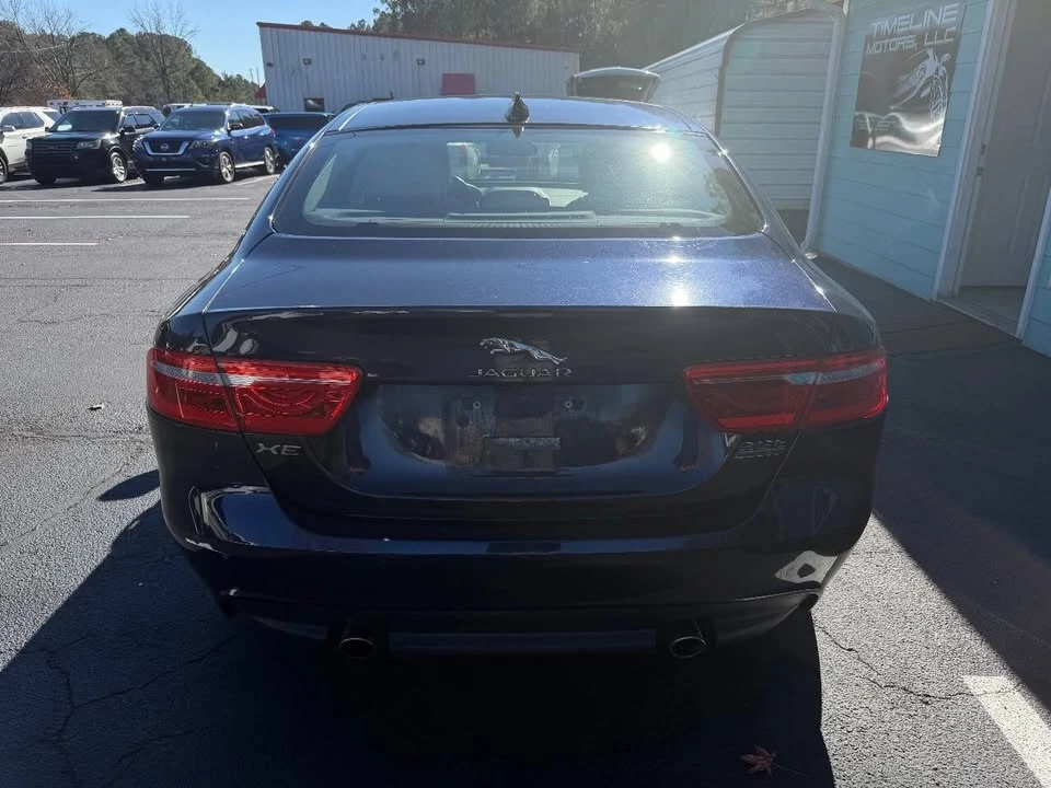 2017 Jaguar XE - Image 7 of 20