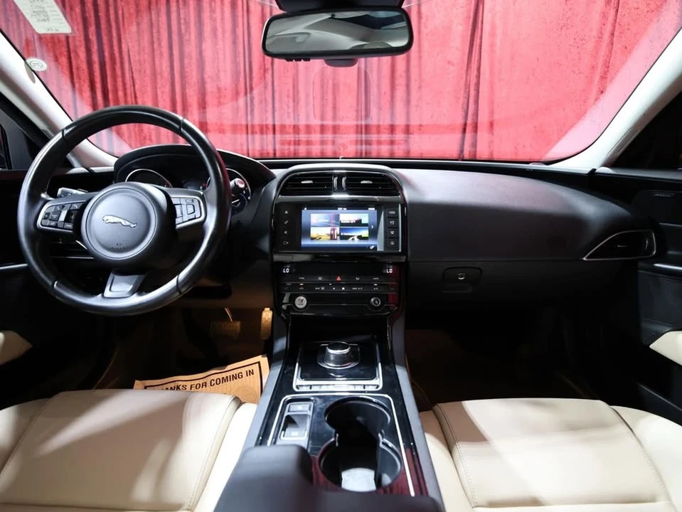 2017 Jaguar XE - Image 13 of 18