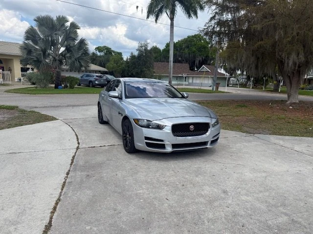 2017 Jaguar XE - Image 2 of 14