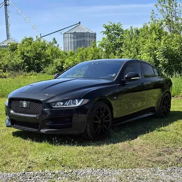 2017 Jaguar XE R-Sport