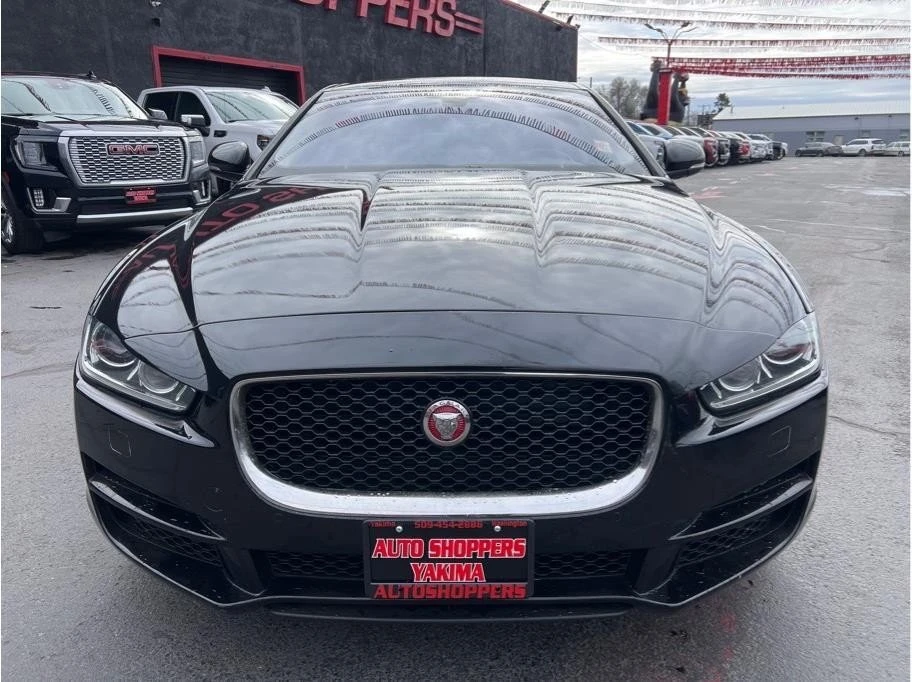 2017 Jaguar XE - Image 2 of 20