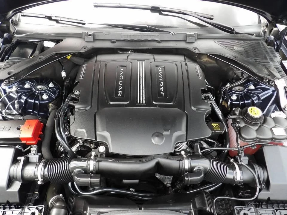 2017 Jaguar X260 XF - Image 15 of 16