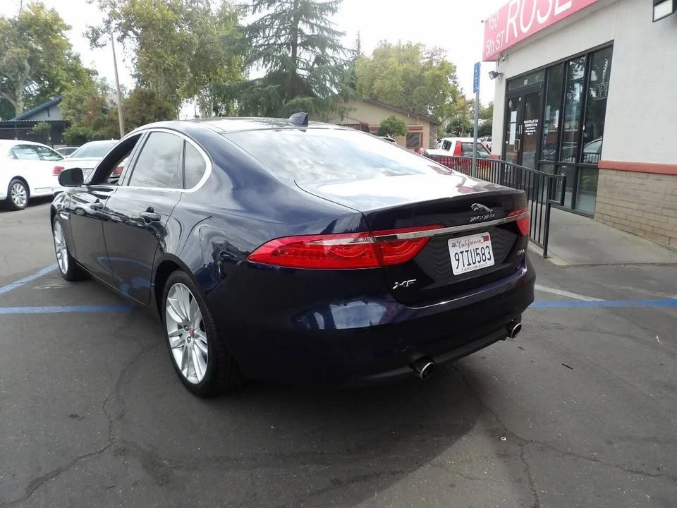 2017 Jaguar X260 XF - Image 4 of 16