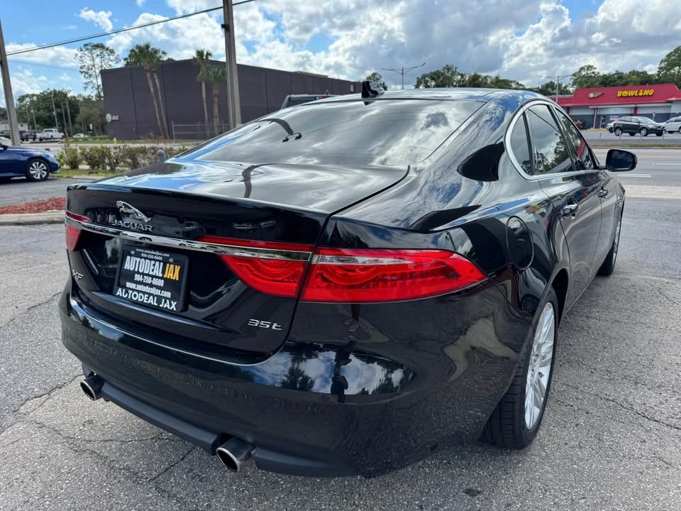 2017 Jaguar X260 XF - Image 4 of 16