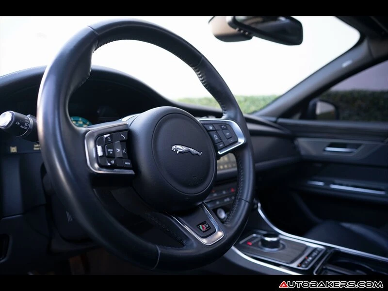 2017 Jaguar X260 XF - Image 13 of 20