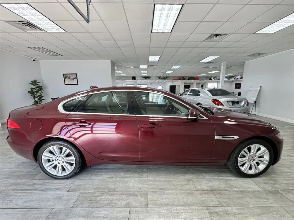 2017 Jaguar X260 XF - Image 4 of 20