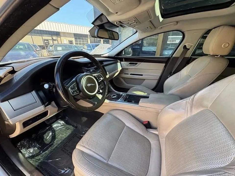 2017 Jaguar X260 XF - Image 11 of 20