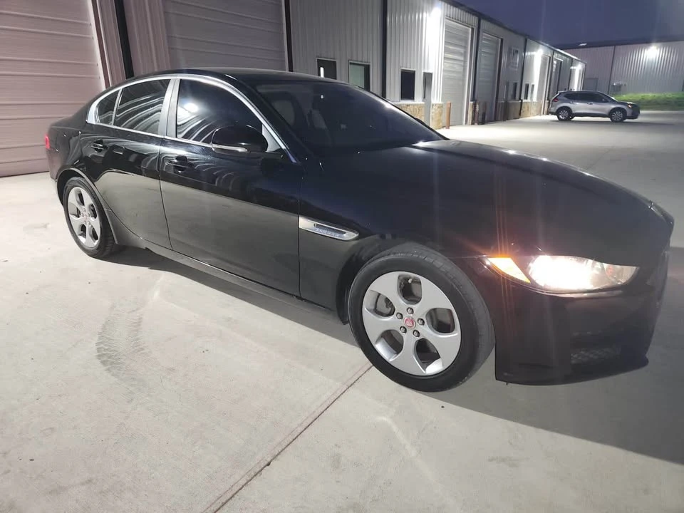 2017 Jaguar X260 XF - Image 2 of 9