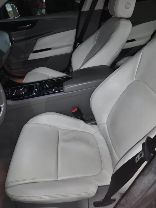 2017 Jaguar X260 XF - Image 8 of 9