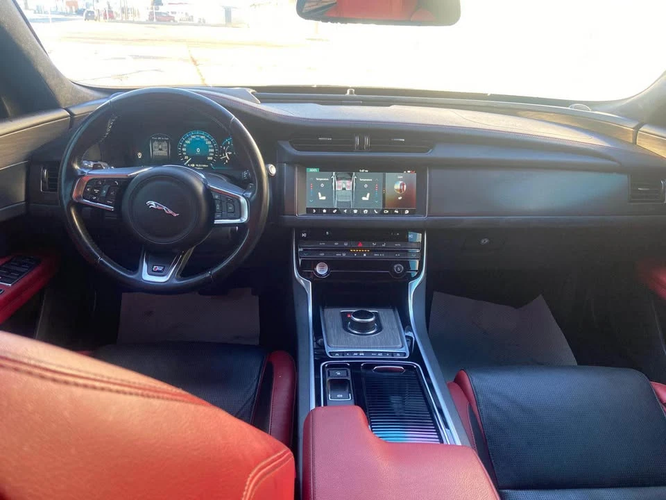 2017 Jaguar X260 XF - Image 11 of 12
