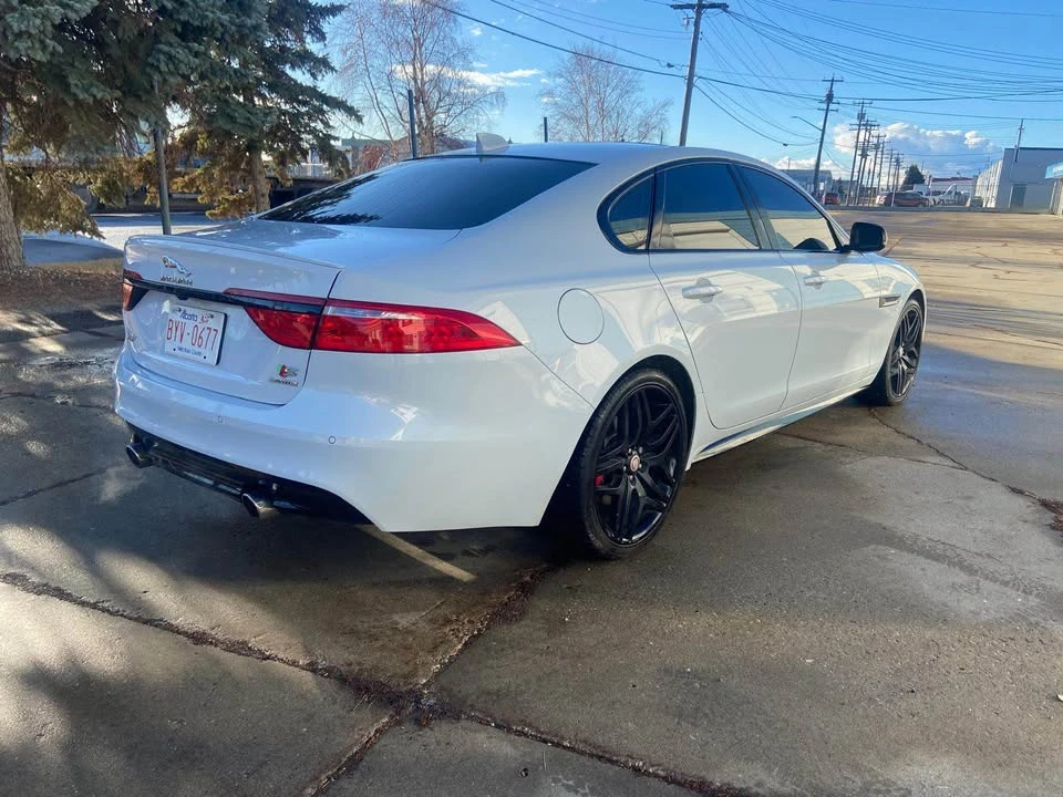 2017 Jaguar X260 XF - Image 3 of 12