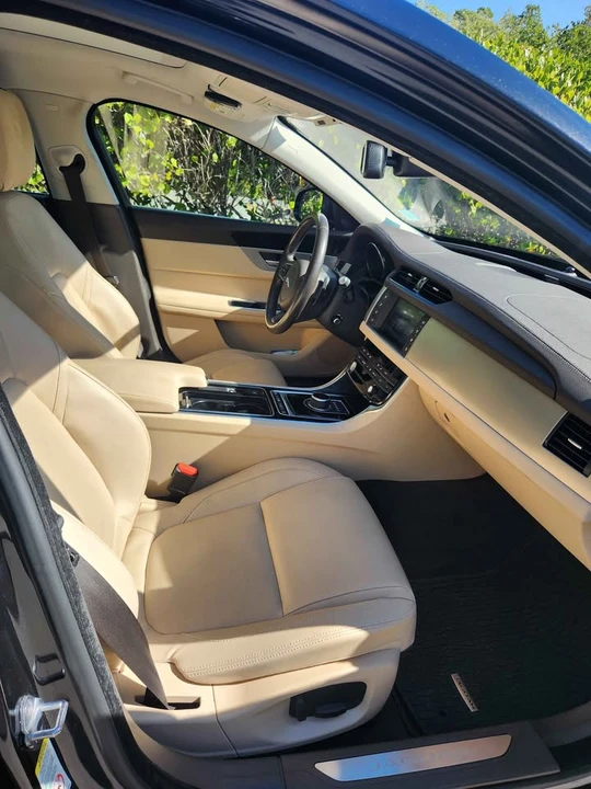 2017 Jaguar X260 XF - Image 2 of 6