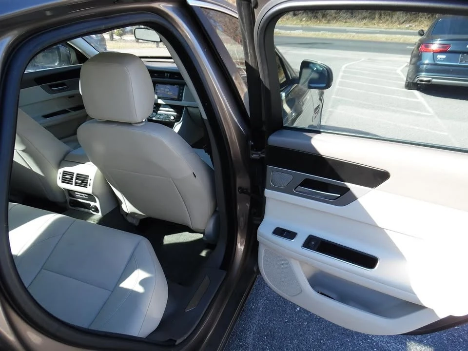 2017 Jaguar X260 XF - Image 20 of 20
