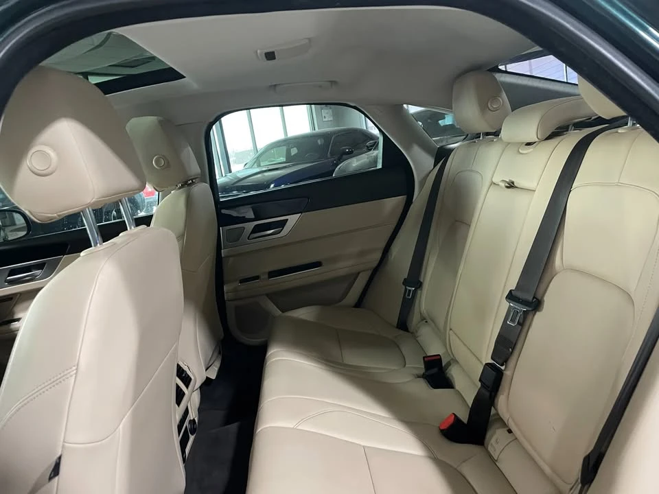2017 Jaguar X260 XF - Image 18 of 20