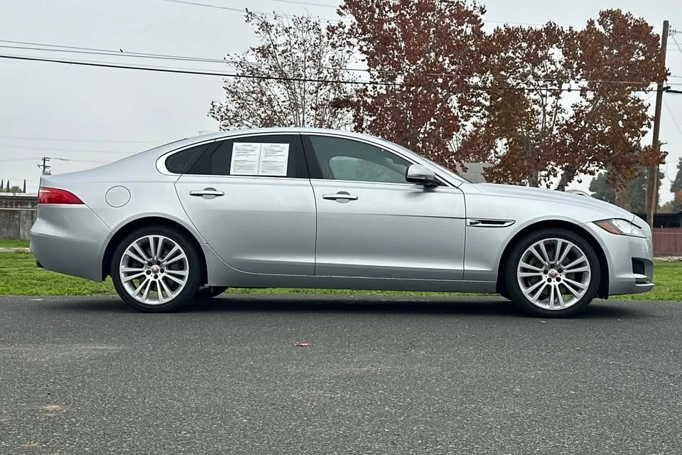 2017 Jaguar X260 XF - Image 3 of 20