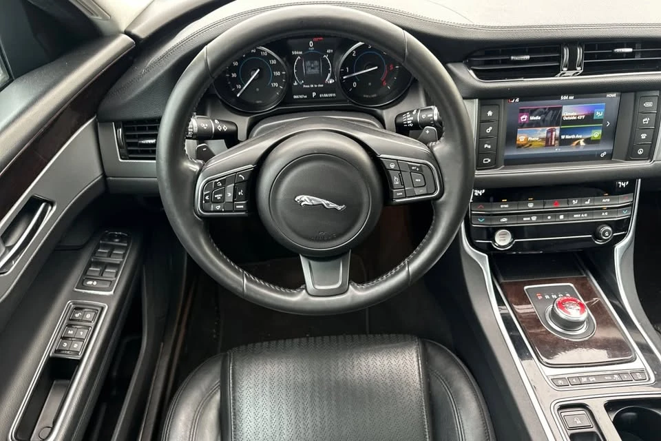 2017 Jaguar X260 XF - Image 17 of 20