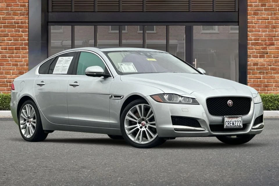 2017 Jaguar X260 XF - Image 2 of 20