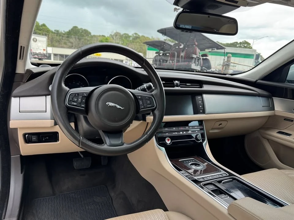 2017 Jaguar X260 XF - Image 10 of 13