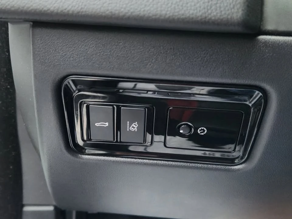 2017 Jaguar X260 XF - Image 16 of 20