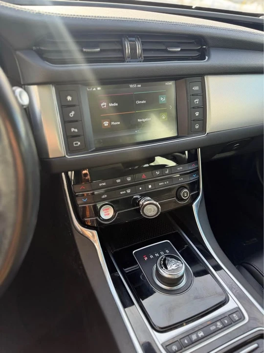 2017 Jaguar X260 XF - Image 15 of 17