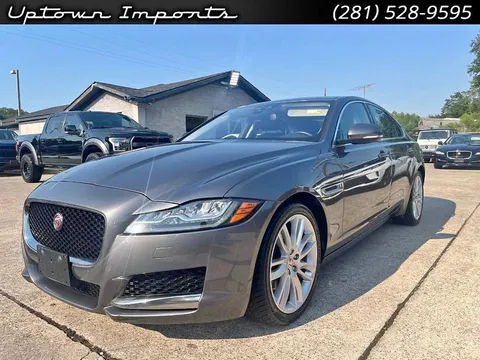 2017 Jaguar XF Prestige