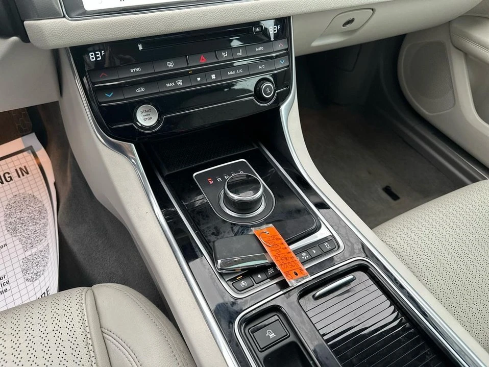 2017 Jaguar X260 XF - Image 14 of 20