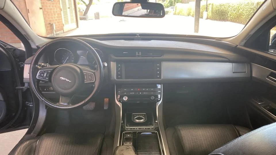 2017 Jaguar X260 XF - Image 10 of 20