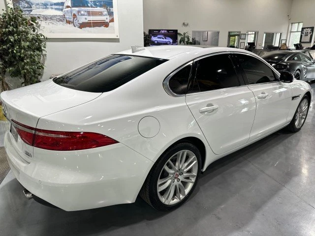 2017 Jaguar X260 XF - Image 2 of 20